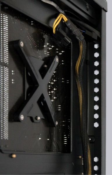 aerocool_xpredator_ii_30