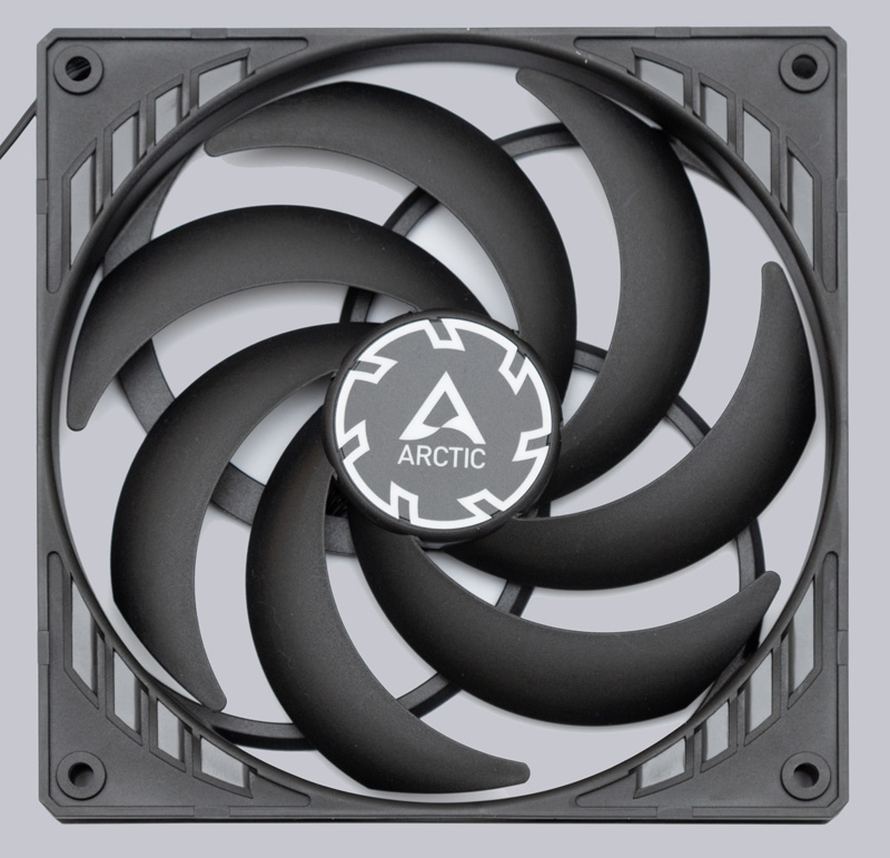 ARCTIC P14 SLIM PST PWM Fans Review 