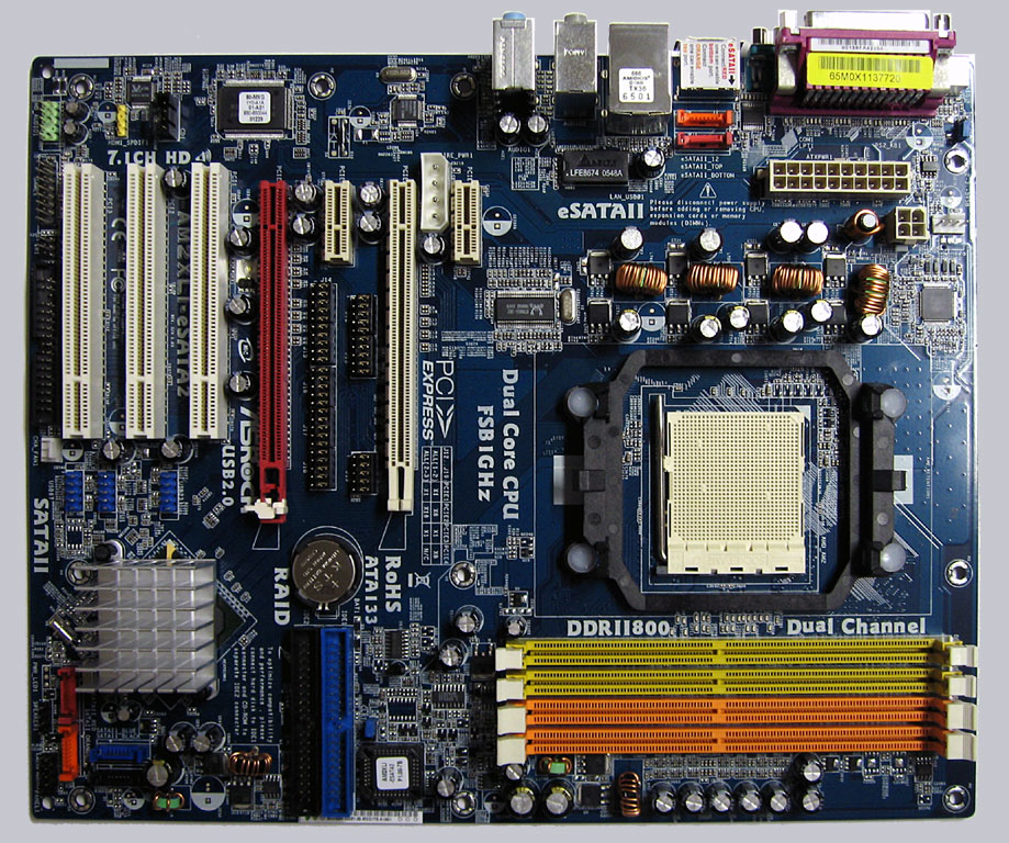 Ddr2 сокет. ASROCK am2. ASROCK ddr2 1066 материнская. Socket am2 материнская плата. ASROCK сокет 939.