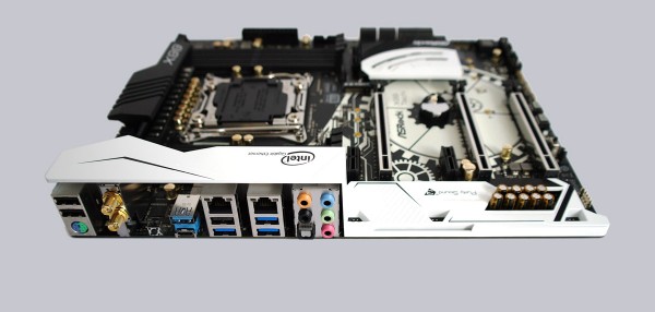 asrock_x99_taichi