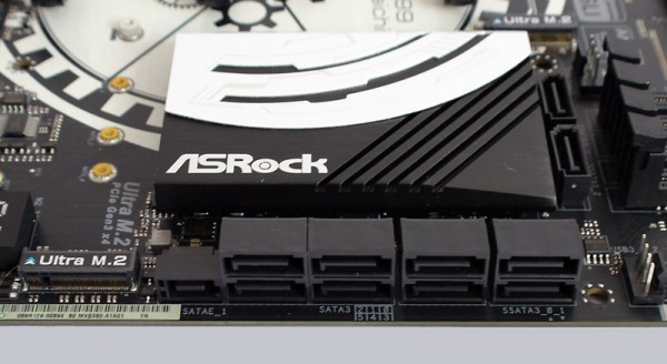 asrock_x99_taichi_16