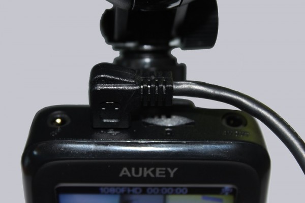 aukey_1080p_dashcam_10