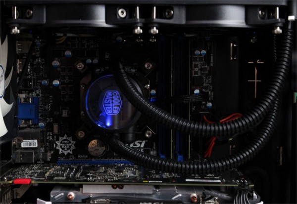 cooler_master_masterliquid_pro_240_25