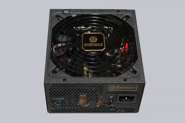 enermax_revolution_xt_ii_750w_16