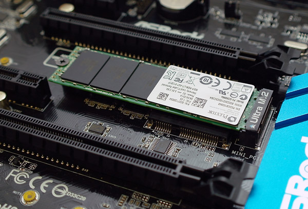 Plextor M6e 256GB PCI Express SSD Review